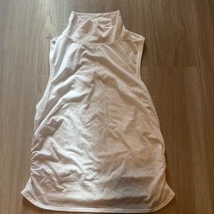 Lululemon size 10 top